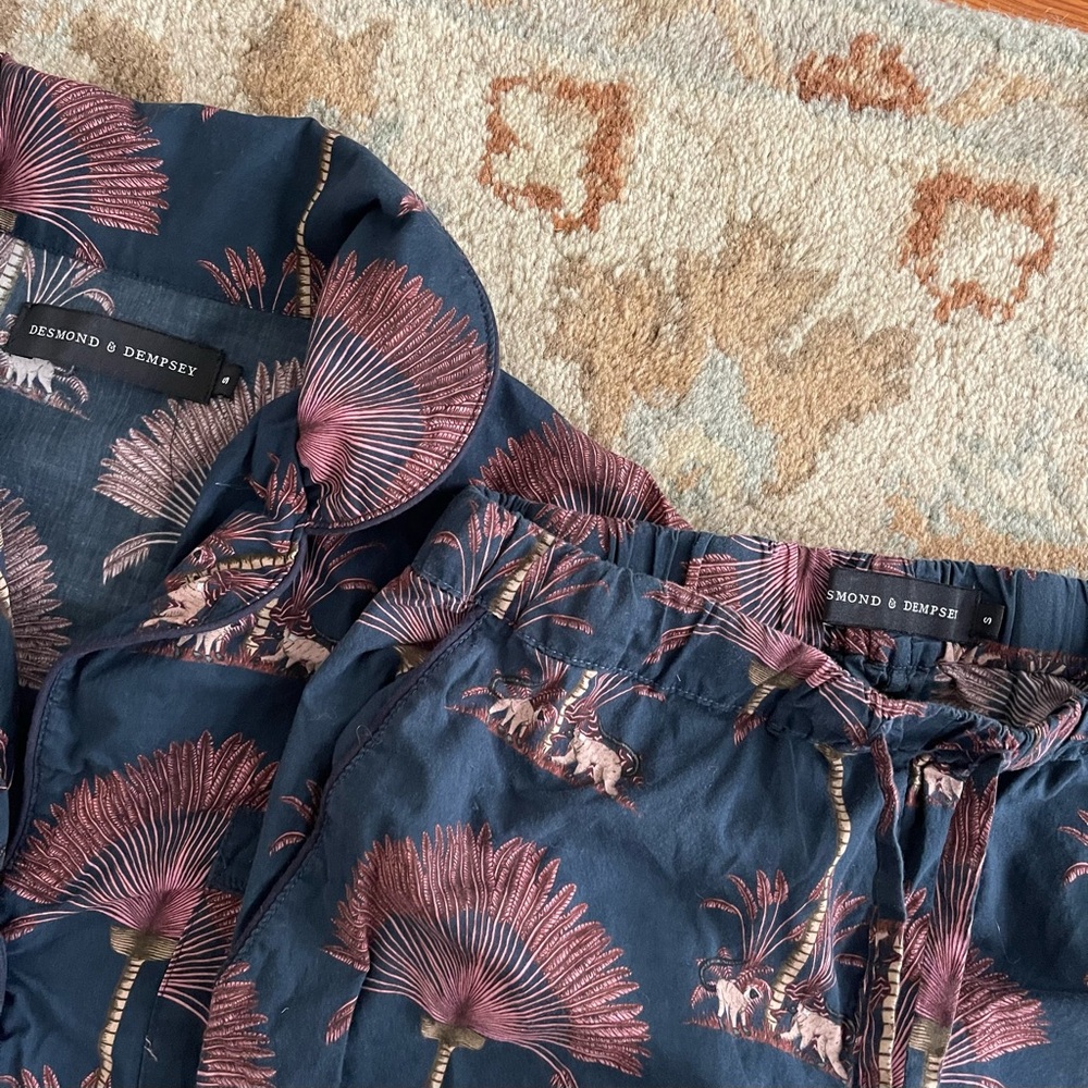 Desmond & Dempsey Ravenela Print Pajama Set Small - Picture 3 of 4
